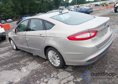 2015 Ford Fusion Hybrid Se from USA, damaged, VIN 3FA6P0LU8FR300436